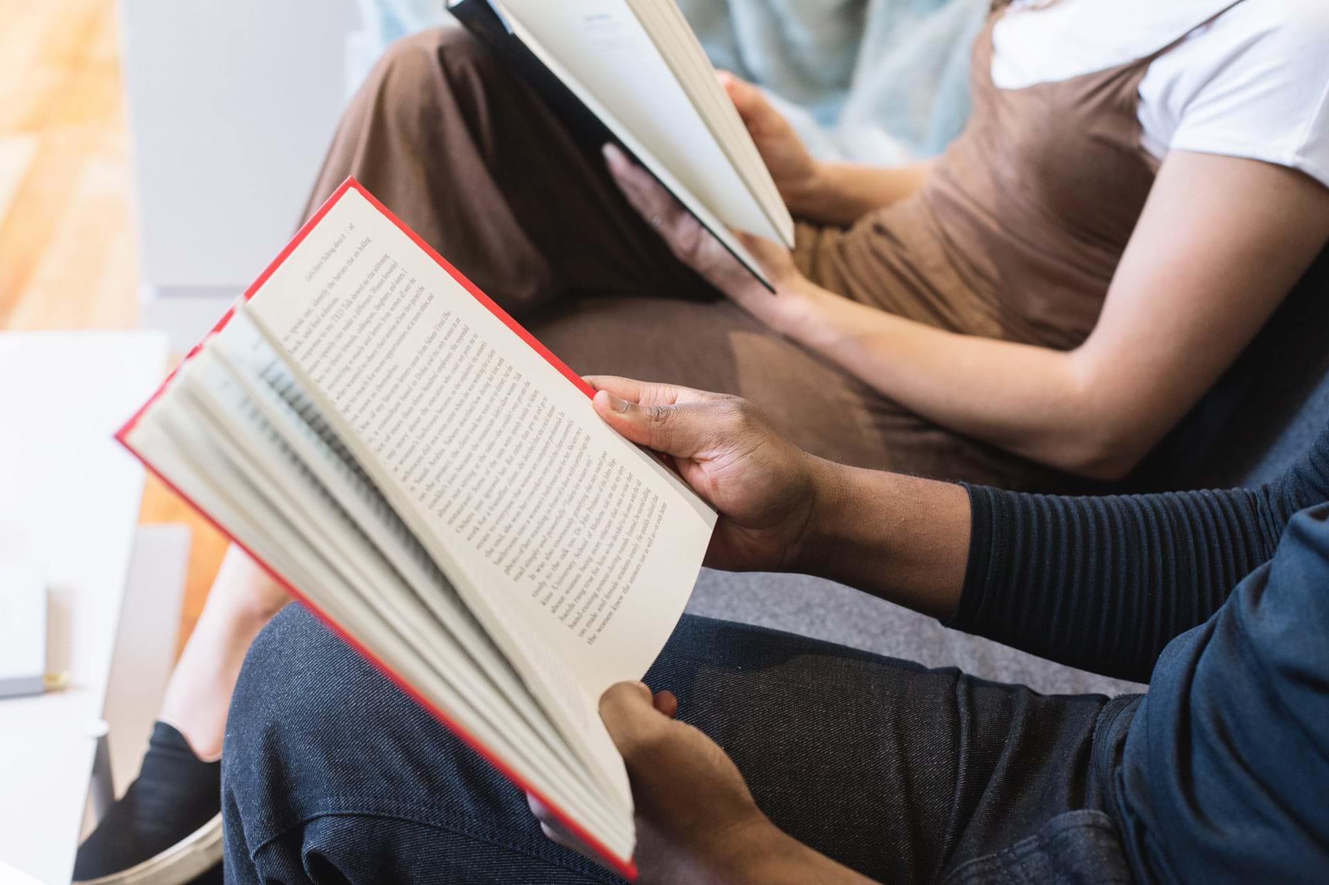 Au început înscrierile pentru programul de formare Citesc pentru a învăța – Strategii de literație în procesul de predare-învățare