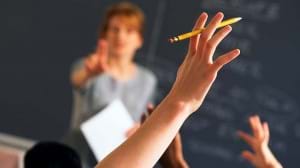 Şi totuşi, cine este responsabil pentru educaţia copiilor noştri?